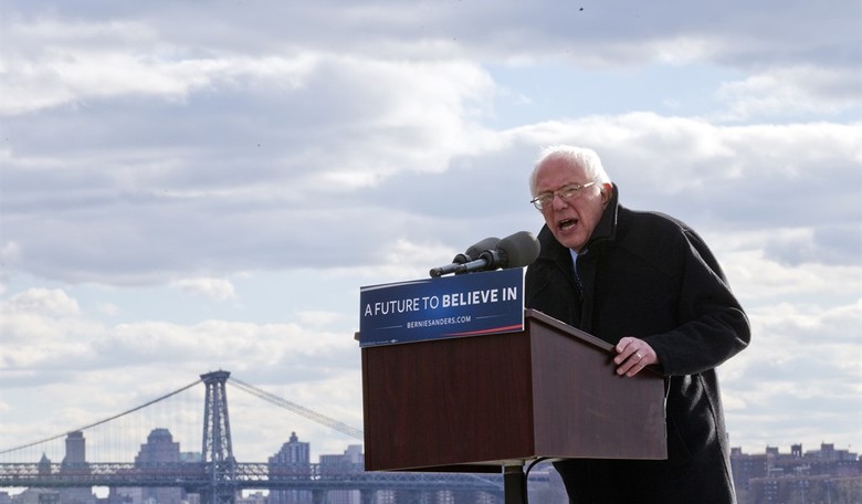 Sanders Campaign Accuses Hillary of Making 'Deal With the Devil'