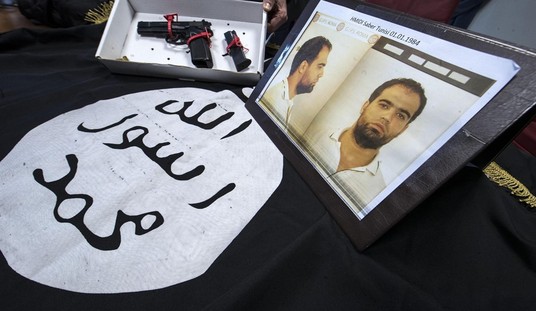 FBI Foils 17-Year-Old's Alleged ISIS-Inspired Assassination Plot Against Texas Lawmaker