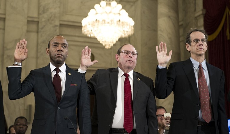 Short Circuit: Bill Aims to Deep-Six 9th
