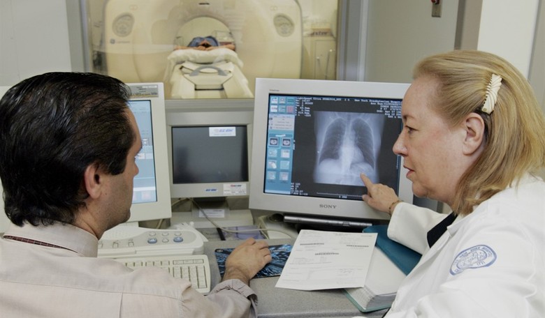 Are U.S. Doctors ‘Free’ to Practice Medicine?