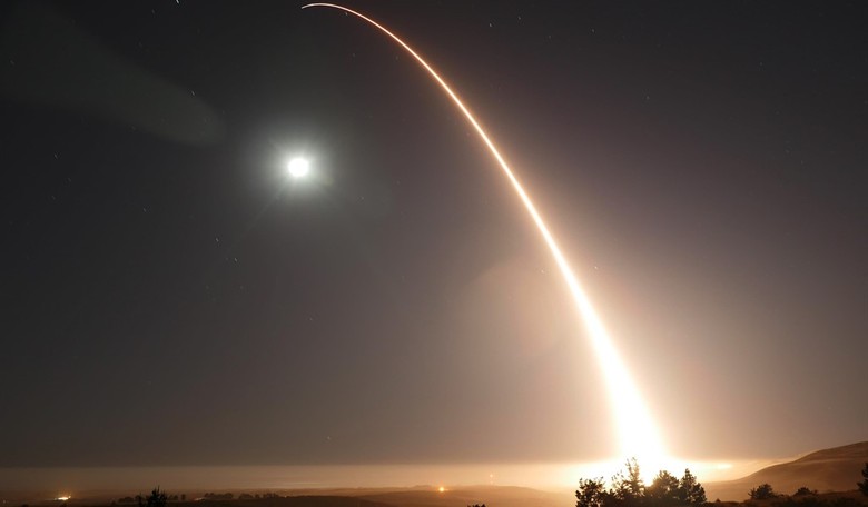 US Plans to Test Hypersonic Nuclear Missile After Polls Close, Tucker Carlson, Mike Lee Want to Know Why