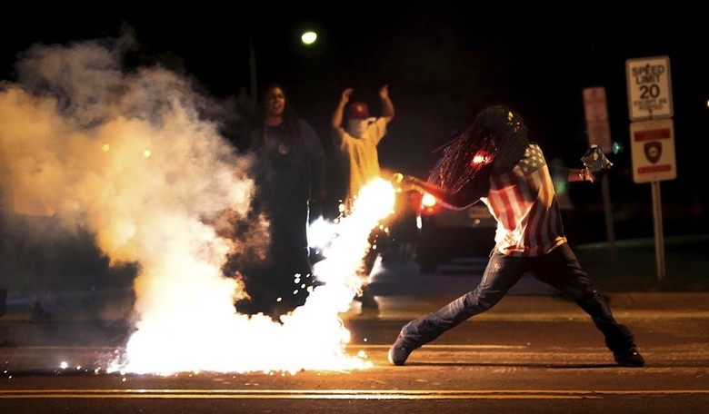 Insane Congresswoman Has a Ferguson Tale That 100 Percent Sure Never Happened 