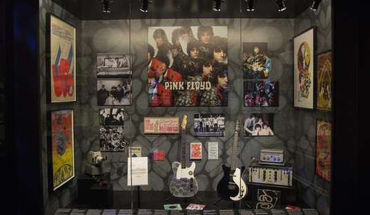 Start Your Weekend Right With Some Great Pink Floyd Tunes