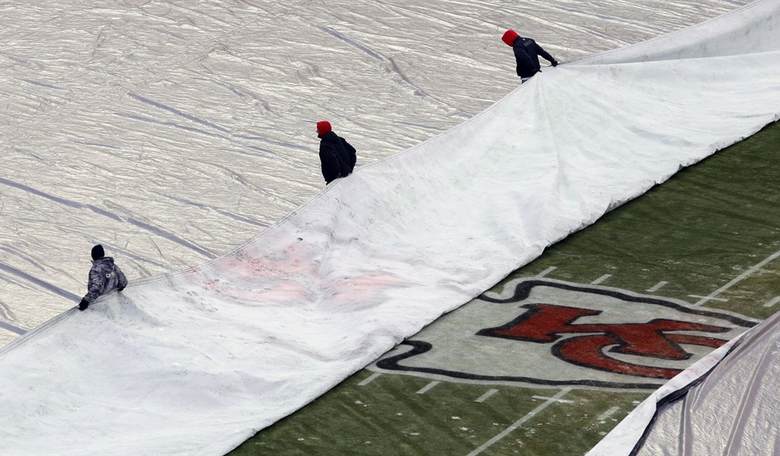 Watch: NFL Fans Boo 'Moment of Unity' Prior to Season Opener in Kansas City