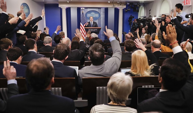 When the Press Plays 'Gotcha,' Everybody Loses
