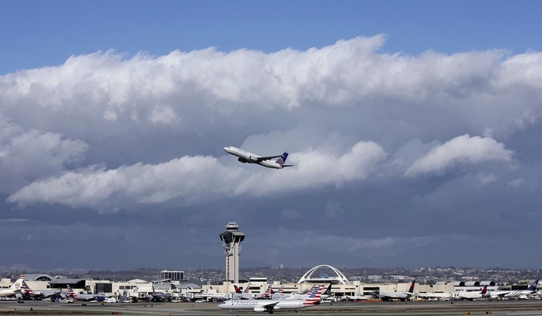Chaos Near LAX, JFK Airports As Anti-Israel Radicals Wreak Havoc on Post-Holiday Travelers, Arrests Made