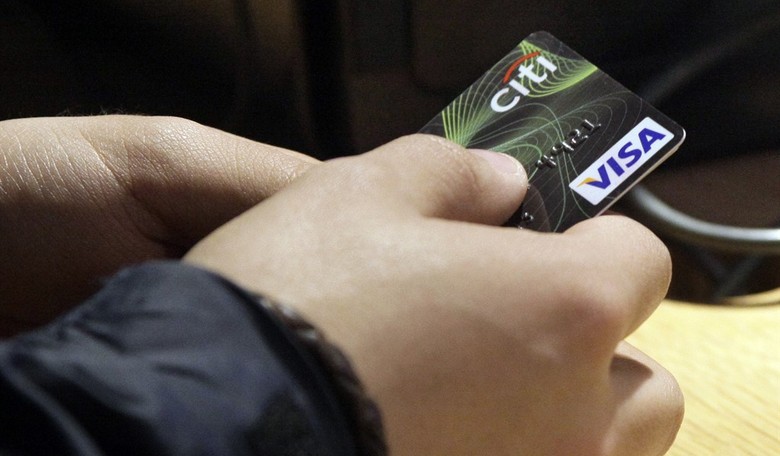 Lobbying Group Wants Congress to Kill Credit Cards Rewards and Make Shopping Less Convenient