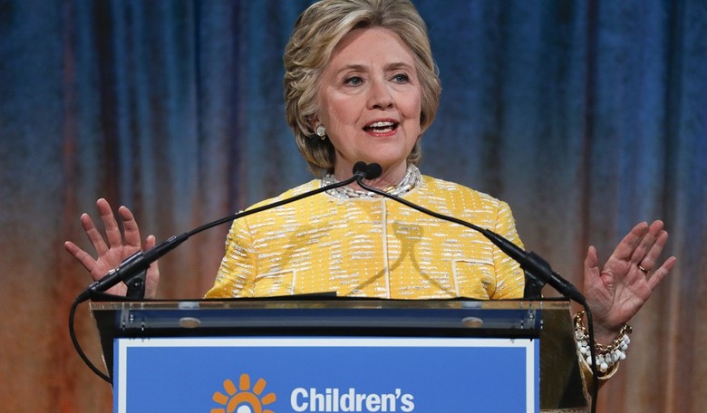 Hillary Clinton Still 'Seething With Rage' Over Losing To 'Dumb, Soulless Manipulator' Trump 