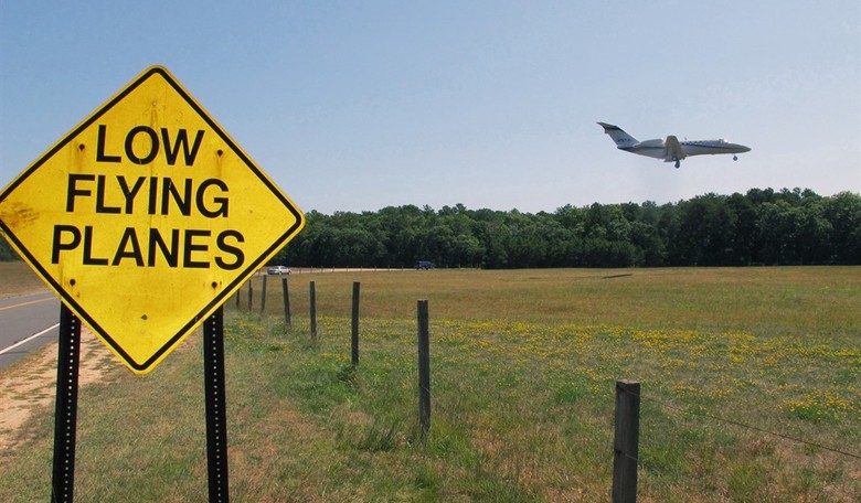 Armed Pilot Thwarts Teen's Attempt to Get Plane at Gunpoint