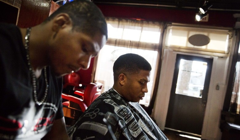 NFL Barber Shop Faces Same Kind of Threat Hurting Patients