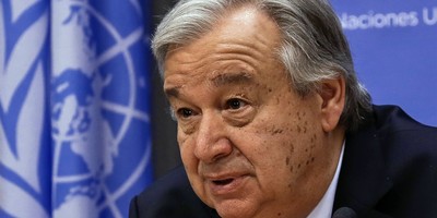 As AI Panic Hits Fever Pitch, UN Chief Gallantly Rides in on White Horse to Save Humanity!