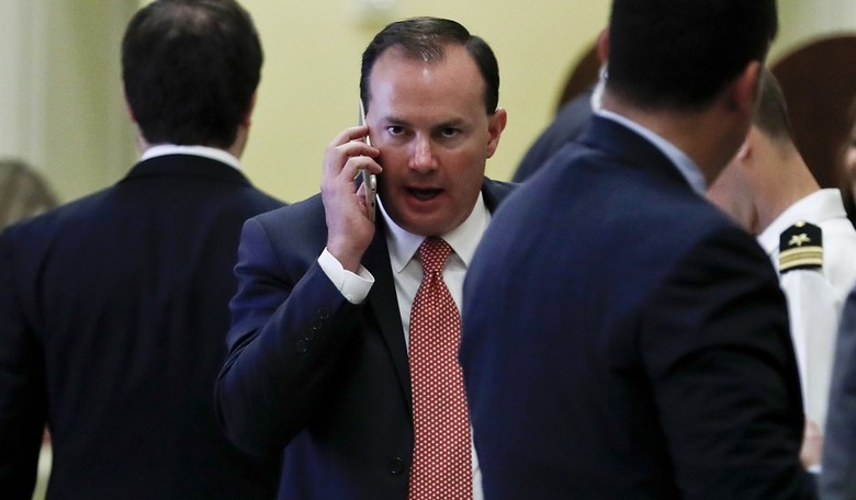 Sen. Mike Lee Tells Conservative Students To Uphold the Constitution Through Storytelling 