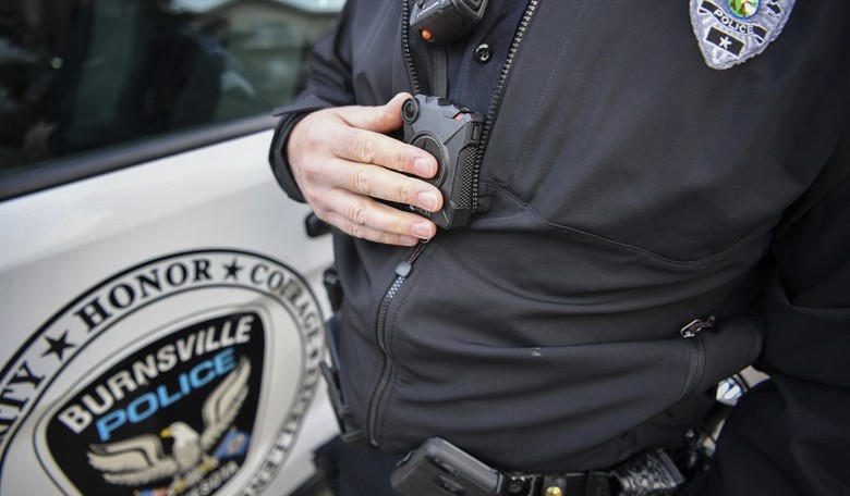 Minneapolis Police Changes Policy on Body Cameras