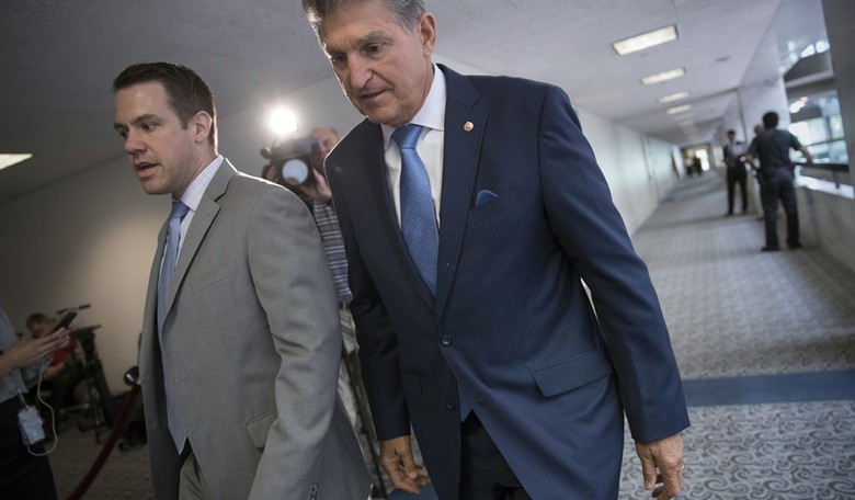 Manchin Dishes on 'Engaging' Dinner Meeting With Trump