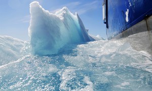 Malcolm's Memories: Landing on Arctic Ice With 5,300 Gallons of Fuel in a Crosswind