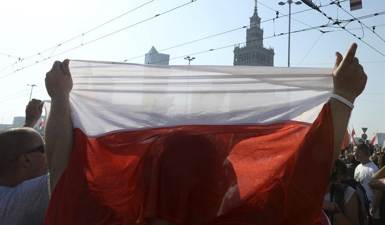 Polish MEP Cites Donald Trump as Inspiration Amidst Polish Political Crisis