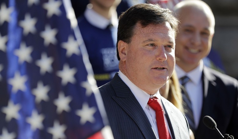 GOP Lawmaker Introduces Bill to Punish Officials Who Don't Enforce Immigration Laws