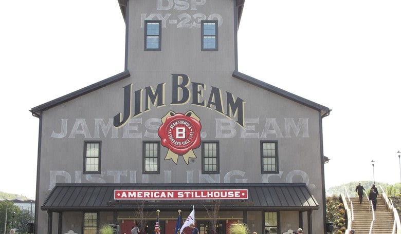 Bourbon Psychology: Mr. Beam and I May Have Figured Out Why Lib Chicks Are Bonkers