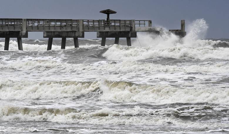 The Economic Cost of Harvey and Irma: $290 Billion