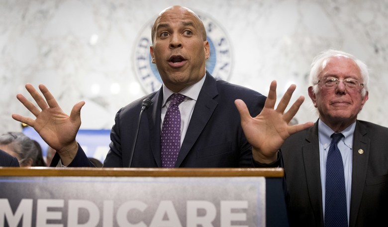 LIAR: Cory Booker Exposed as Complete Fraud Over Kavanaugh Documents 