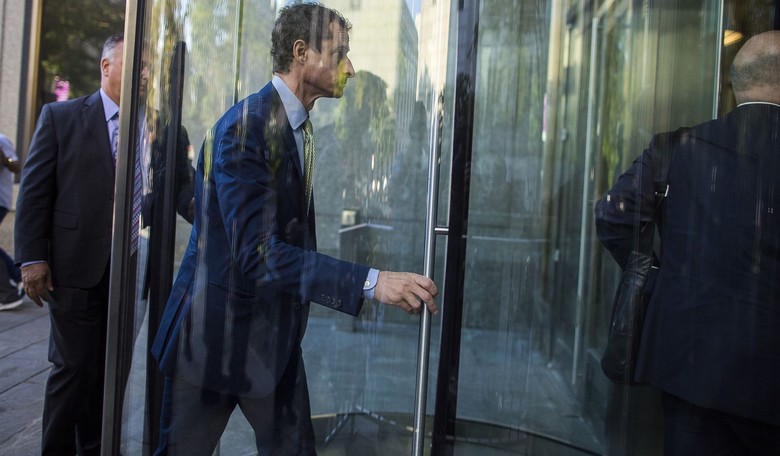 Anthony Weiner Sentenced to 21 Months in Federal Prison