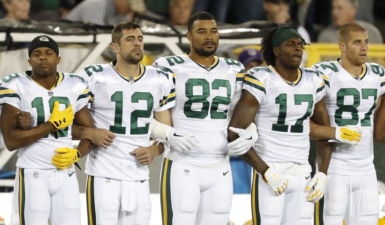 All Players Stood For National Anthem During Thursday Night's Football Game 