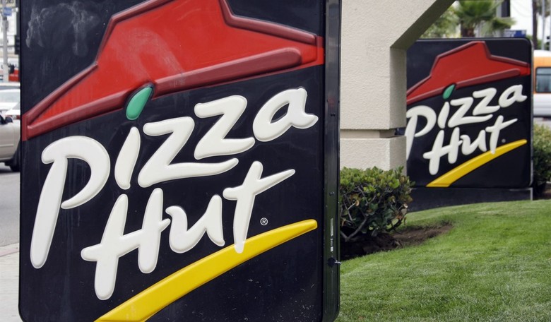 California Pizza Hut Operators Laying off All Delivery Drivers Due to Mandated Wage Increase
