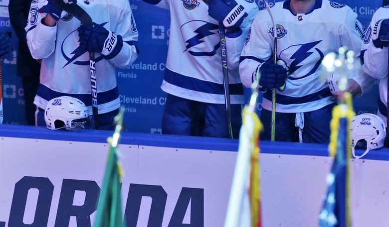ICYMI: Hockey Player Who Protests Anthem Gets Invited to Tampa Police Department...Here's What Happened