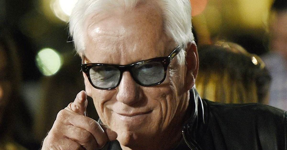 James Woods Sums Up Gavin Newsom and His Call for a 'Blue Tsunami' With One Glorious (NSFW) Word