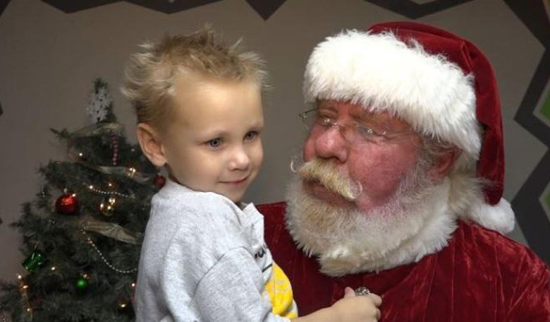 Ho Ho No: Libertarian Compares Santa to Illegals, Gets Ratio'd Into the North Pole