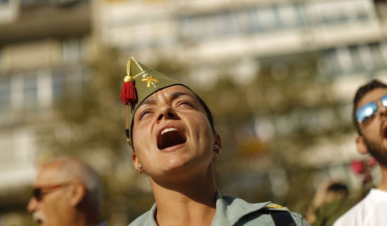 Spanish Military Makes It Beneficial for Men To Switch Genders