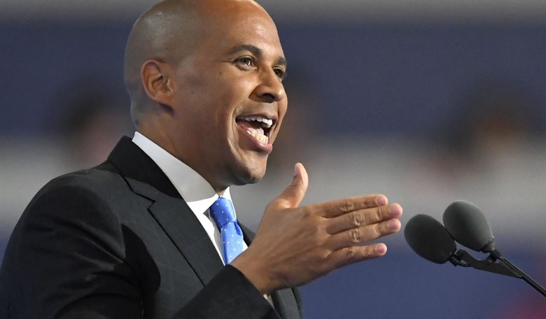 Did Cory Booker Suddenly Change His Mind on the Corporate Tax Rate?