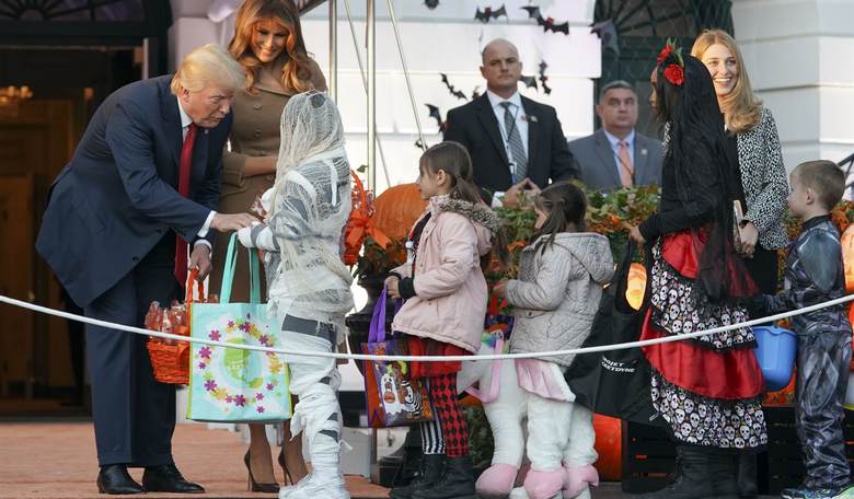 White Trick-or-Treaters Warned to Avoid Offensive Halloween Costumes