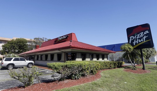Here's the Man Bringing Back Old School Pizza Hut
