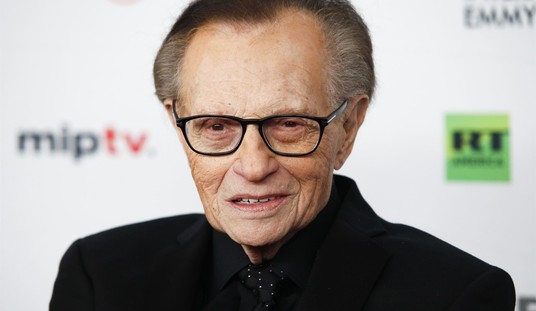 Larry King Rebukes Former Network: ‘CNN Stopped Doing News a Long Time Ago’