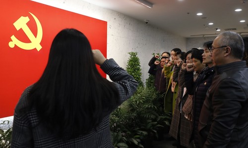 American Citizen Sentenced to Two Years for Spying on U.S. for China