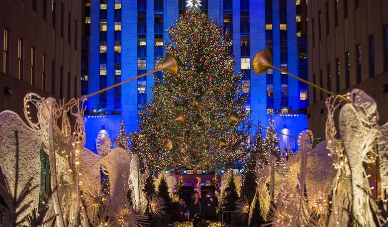 Tennessee Town Stirs Debate Over 'Holiday Tree'