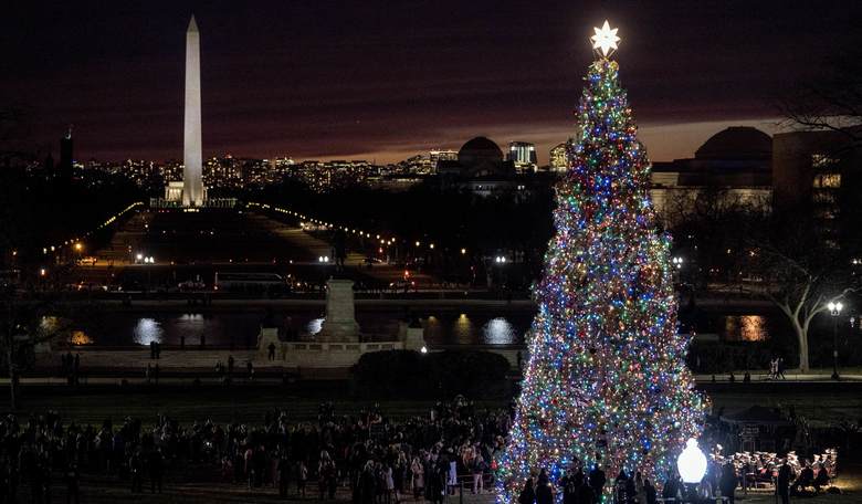 The Jewish Joy of Living in America During Christmastime