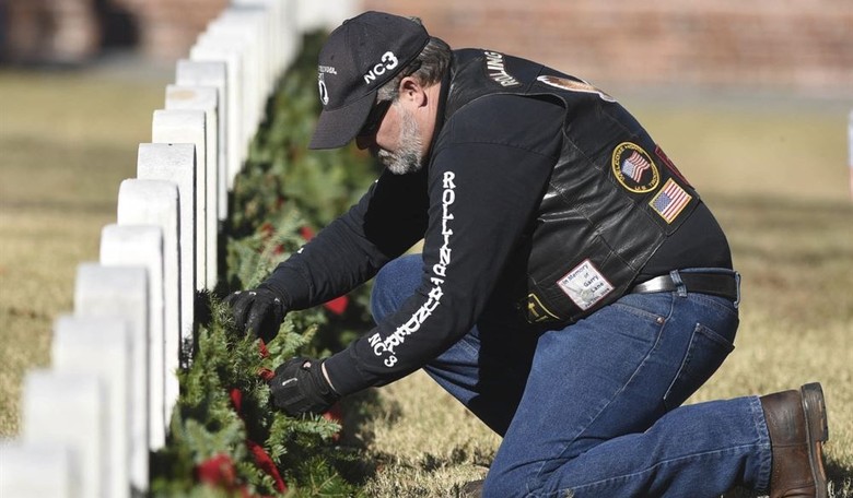 Americans Honor Veterans in the Most Remarkable Way