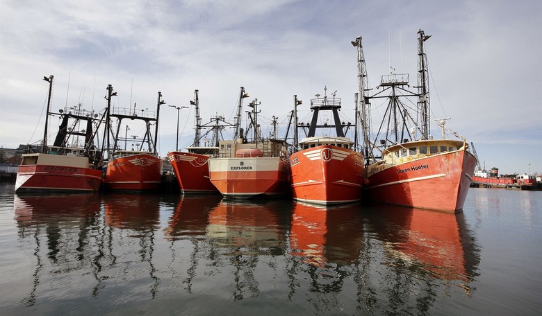 Officials and Fishermen Celebrate Trump’s Boost to Domestic Seafood Industry 