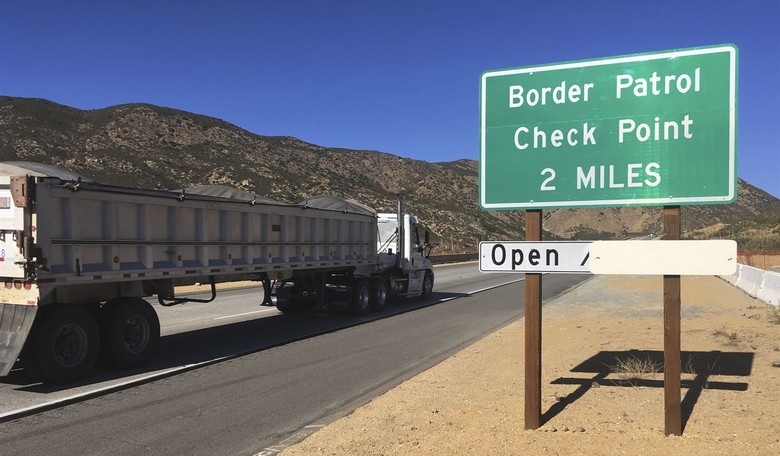 LAPD Officer Accused of Sneaking Illegal Immigrants Across the Border
