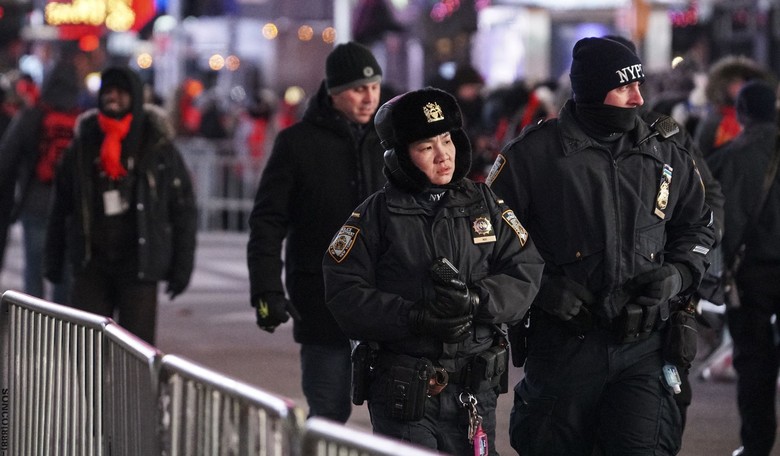 One Woman Went to Extreme Lengths to Thank New York's Finest