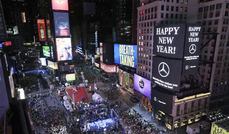 Comedian Goes Viral for Roasting CNN, Dems During NYE Program 