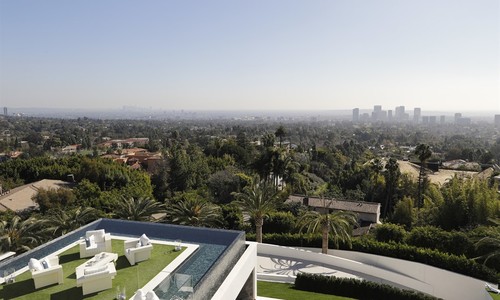 Los Angeles Implemented a Mansion Tax, Which Resulted in Empty Homes and Lost Jobs