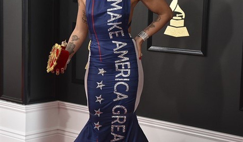 Singer Shows Up to Grammys in Make America Great Again Dress
