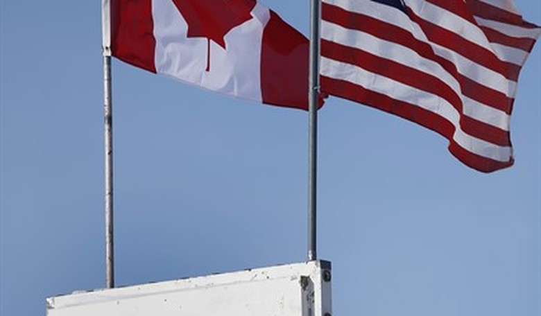 Police Went After the Canadians Who Signaled SOS Across Border Over Draconian Lockdown Orders