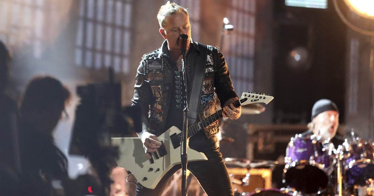 Metallica Frontman Slams Leftist Entertainers' Political Rants: 'Not Here to Influence You'