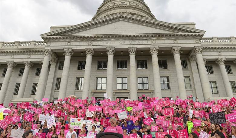 Planned Parenthood Funding Blocked as Senate Moves Forward With Trump’s 'Big Beautiful Bill'