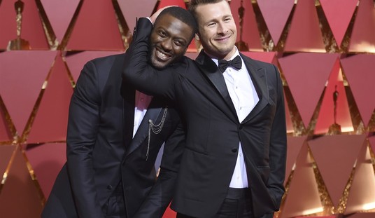 Actor Glen Powell Explains Why He Keeps His Politics Private