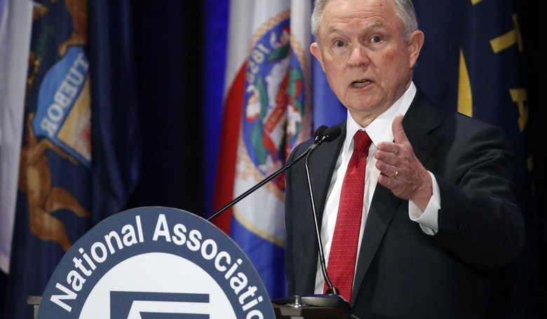 Pelosi, Cummings Call On AG Sessions To Resign Over Undisclosed Contact With Russian Ambassador
